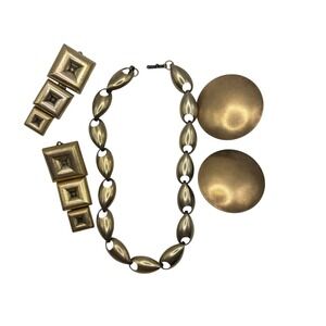 Vintage Gold Tone Geometric Clip On Earrings‎ Necklace Jewelry Set